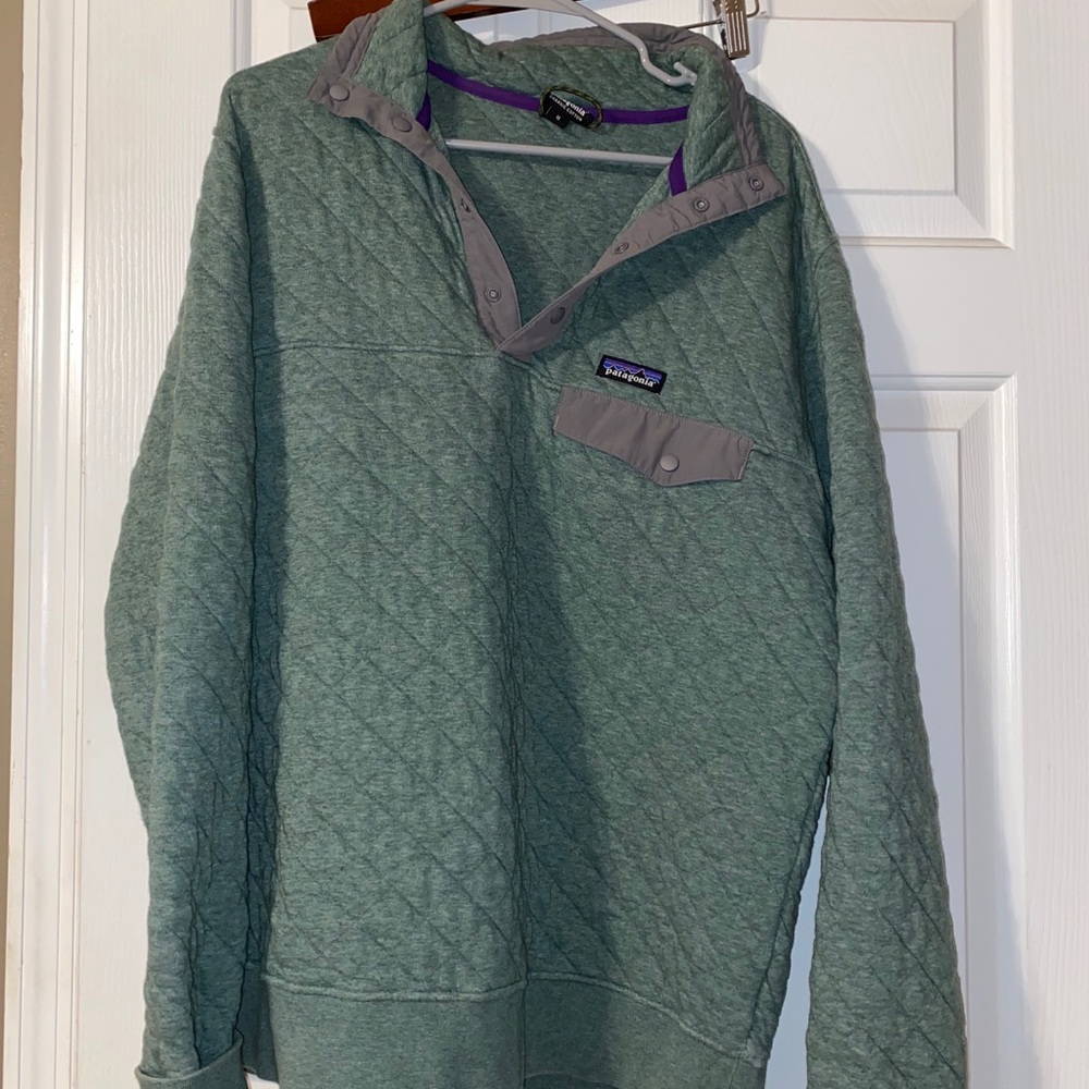 Patagonia quilted pullover